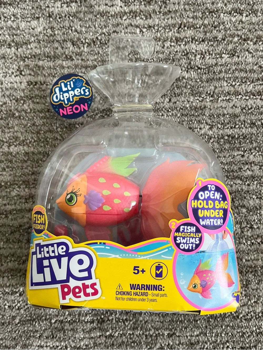 NWT Little Live Pets Lil’ Dippers Neon Fish